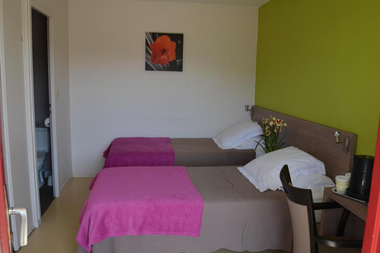 Residence Hoteliere Helios Jonzac Exteriör bild